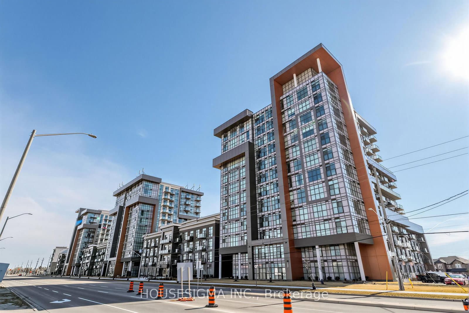 #230 - 450 Dundas Street E