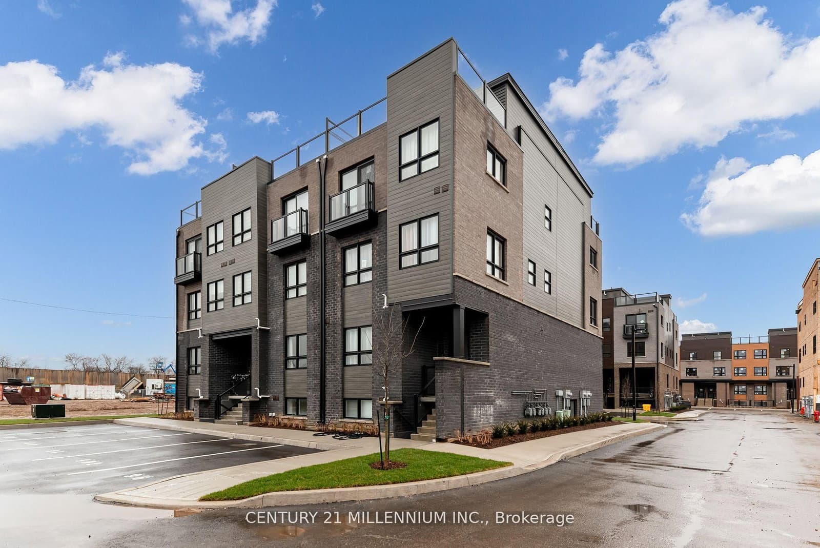 6705 Cropp Street E, Unit 102