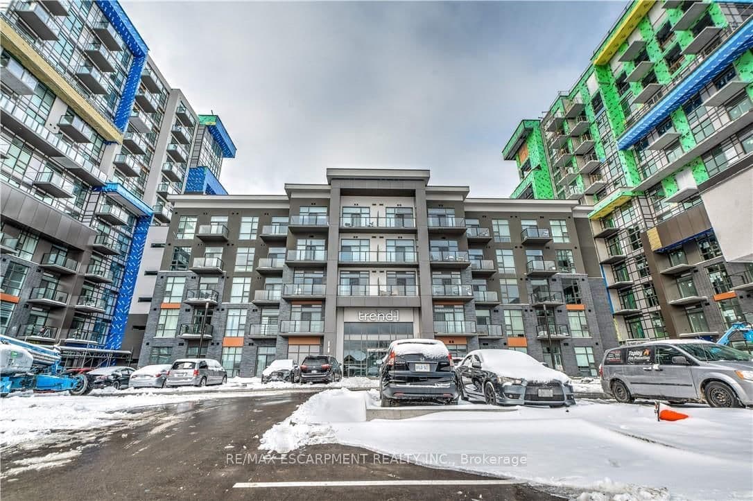 450 Dundas Street, Unit 1204