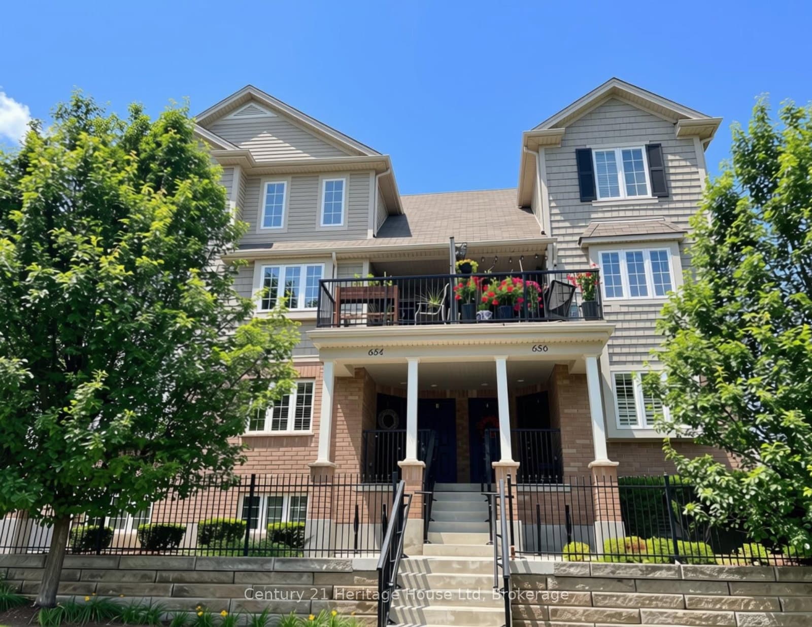 654 Woodlawn Road E, Unit B