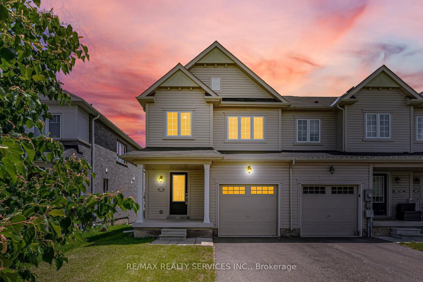 250 Esther Crescent