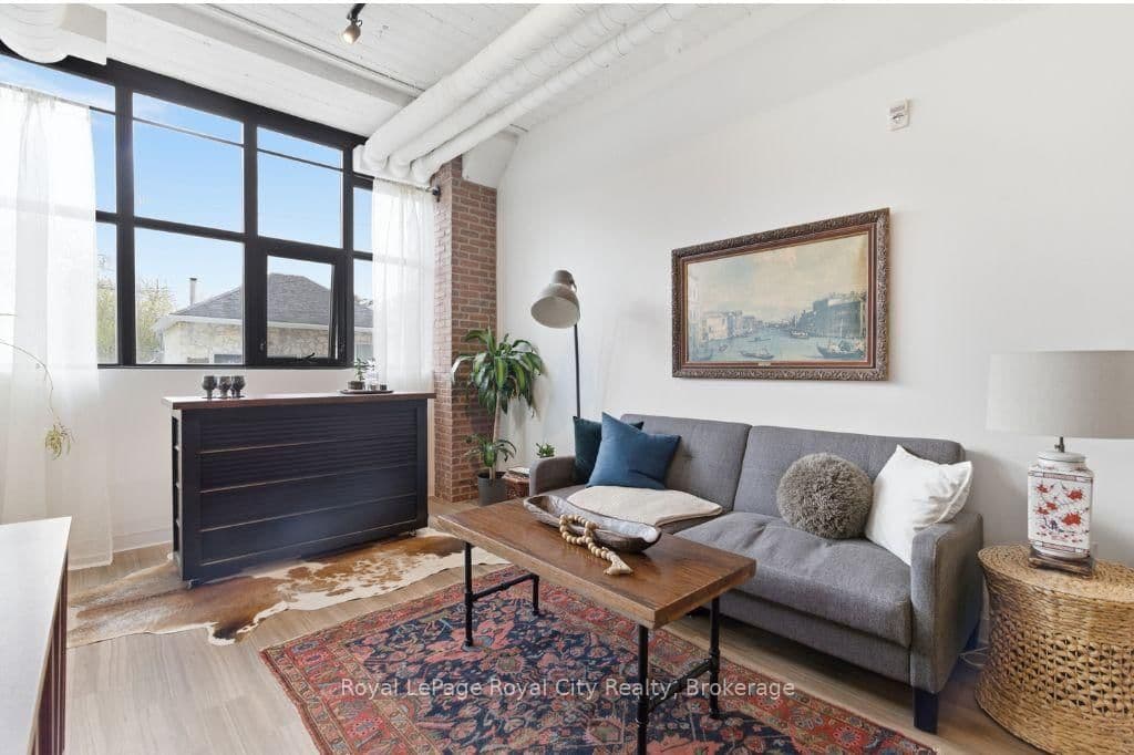 #112 - 120 Huron Street