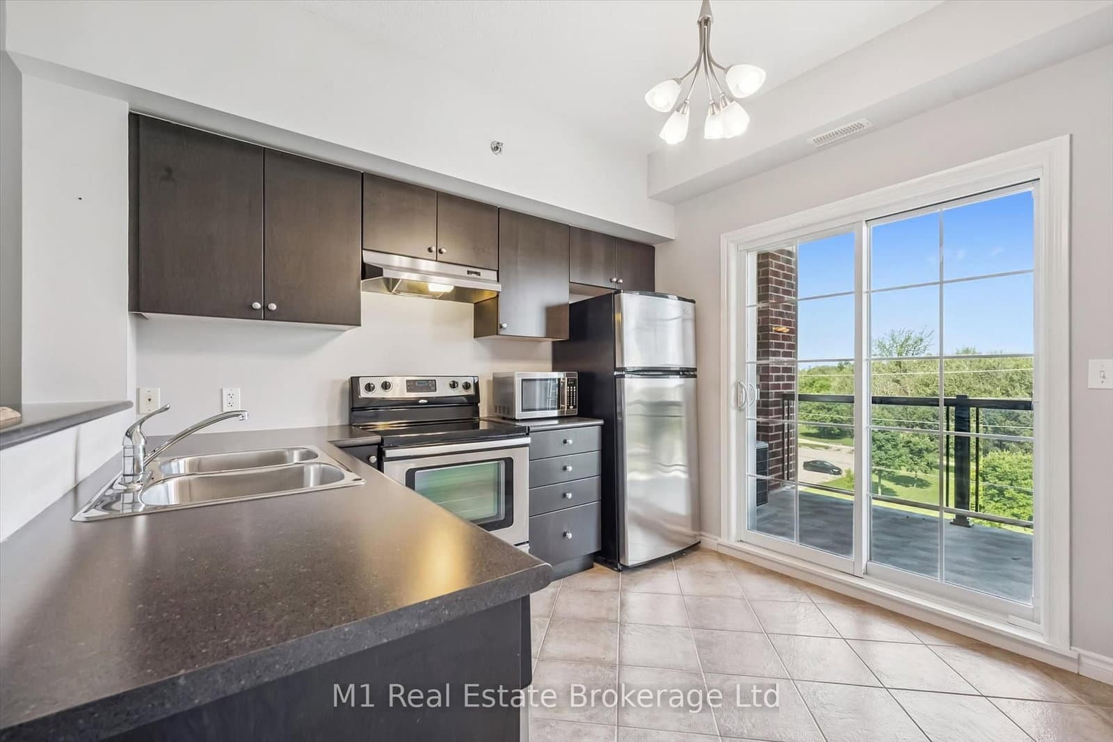 #412 - 308 Watson Parkway N