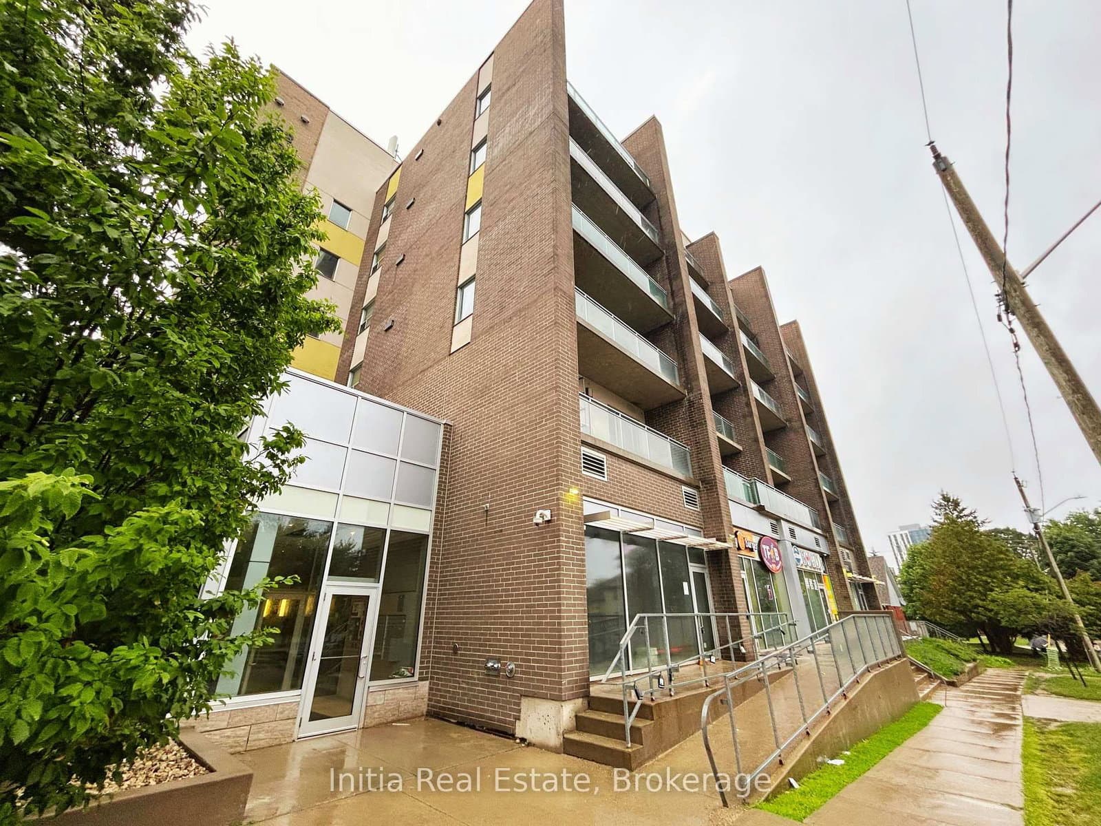 #B303 - 62 Balsam Street