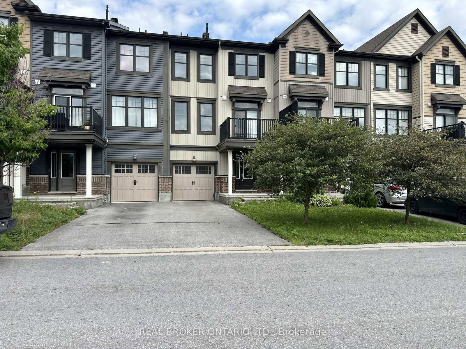66 Fallengale Crescent