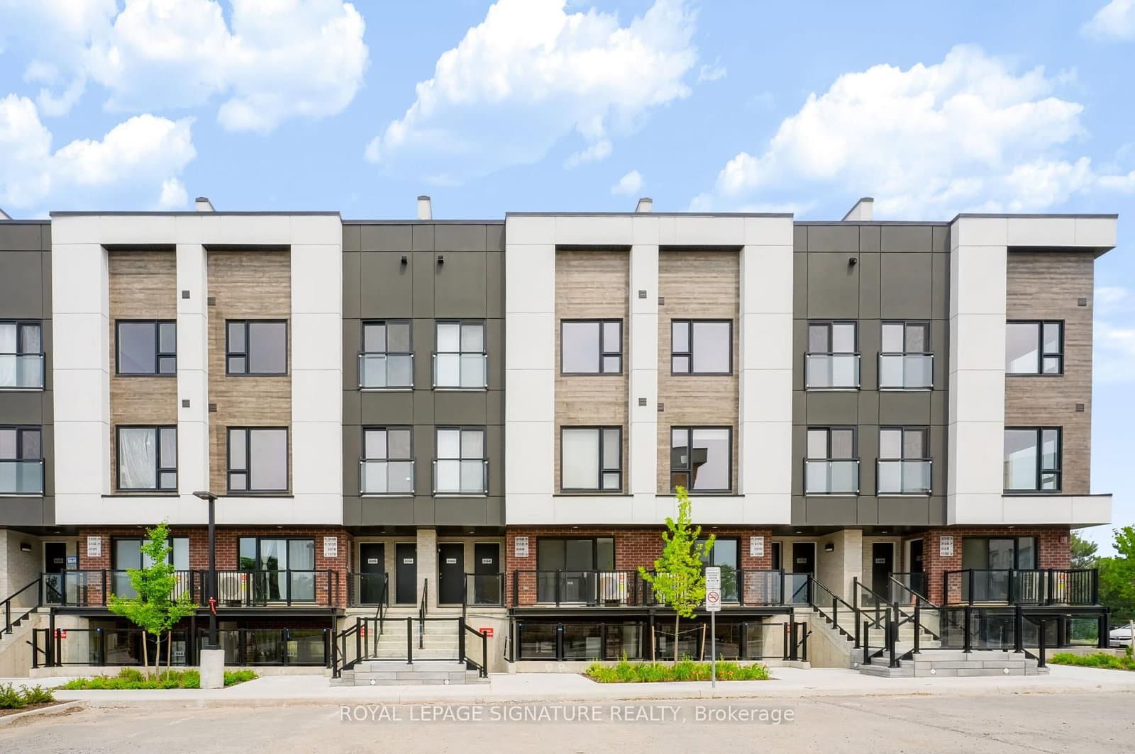 16 Melbourne Avenue, Unit 316B