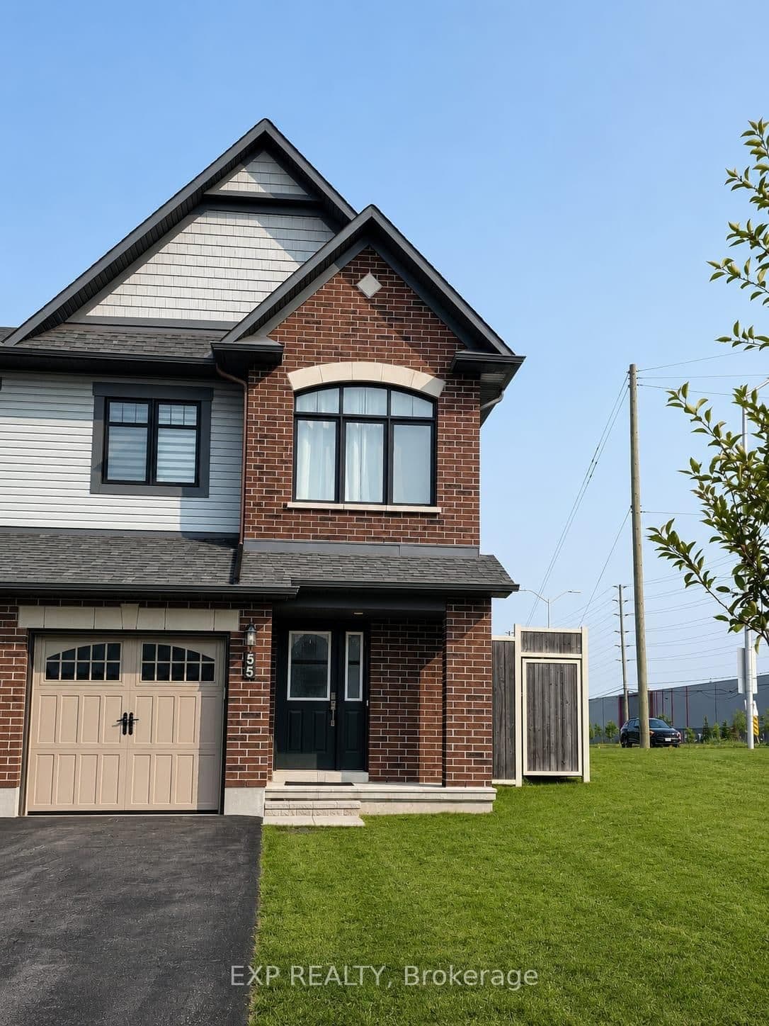55 Fallengale Crescent