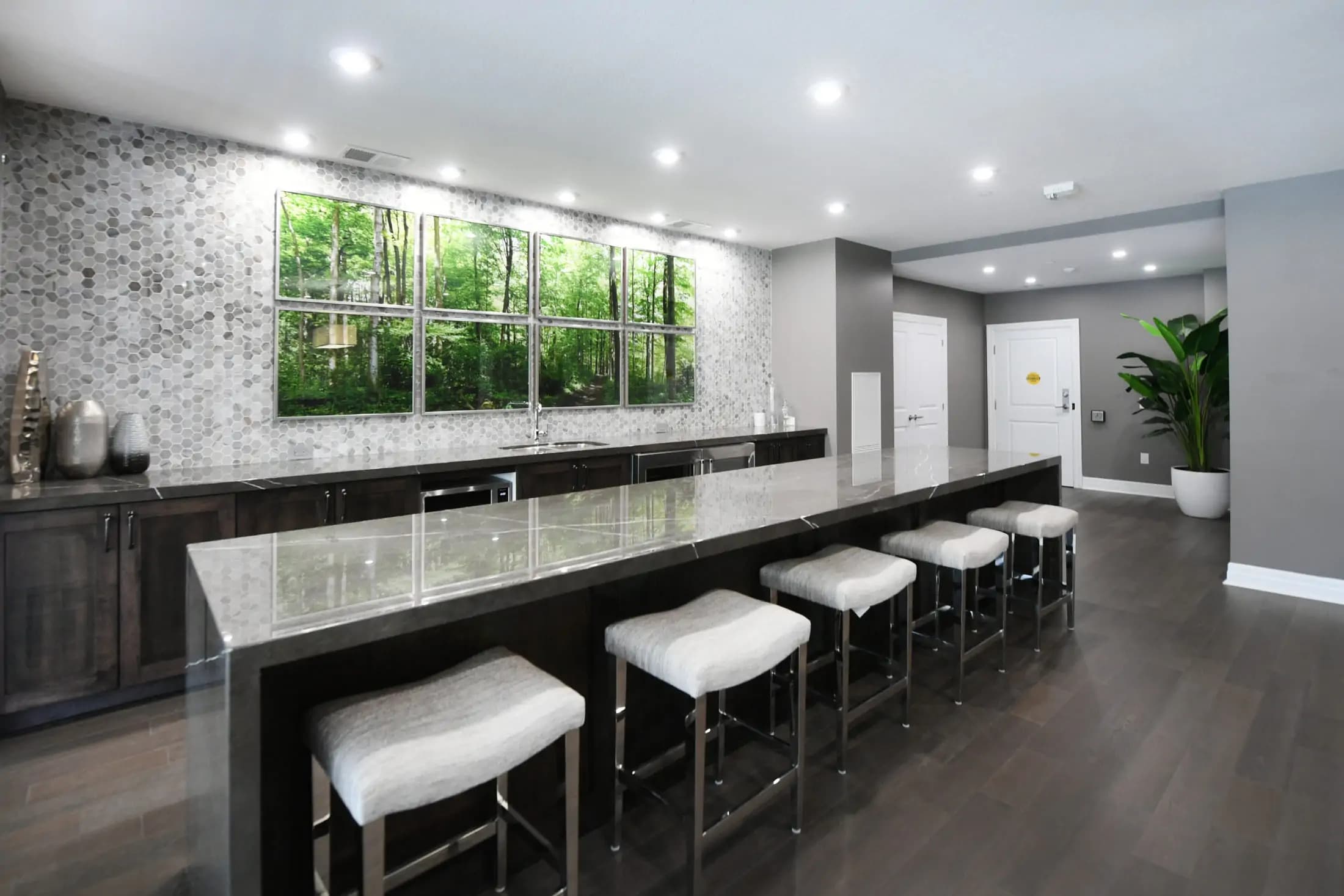 ParkWest Condos - Image 11